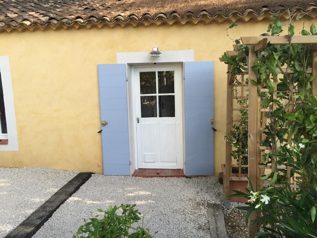 Charmant Studio Brignoles Exterior foto